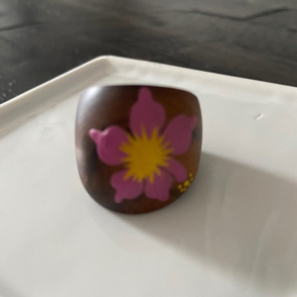 BOHO Wooden Flower Earthy Hippie Ring NWOT - Picture 2 of 3